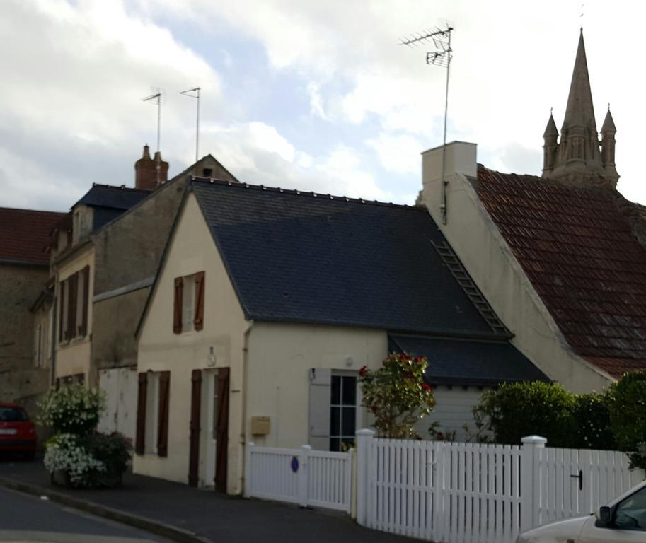 Maisoun Pequeux Arromanches-les-Bains Eksteriør billede